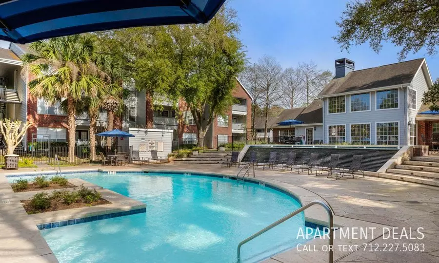 2228 Settlers Way Boulevard, Sugar Land, TX 77478 photo 3