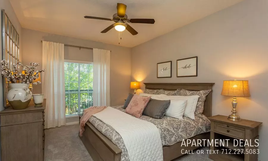 2329 Long Reach Drive, Sugar Land, TX 77478 photo 2