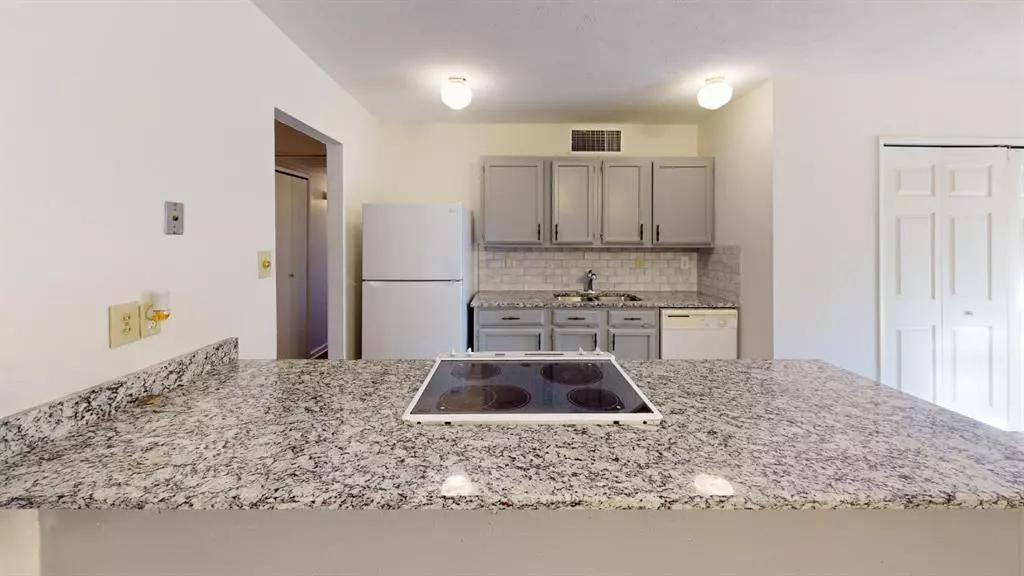 5620 Pearce Street, The Colony, TX 75056 photo 3