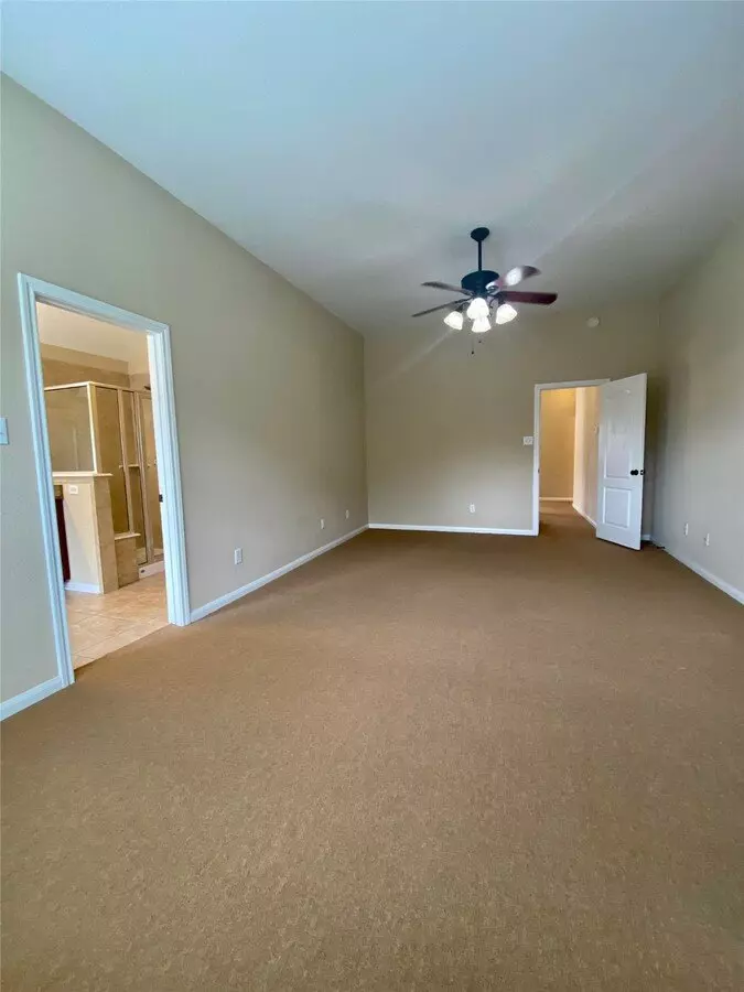 15 Sagamore Ridge Place, Spring, TX 77389 photo 4
