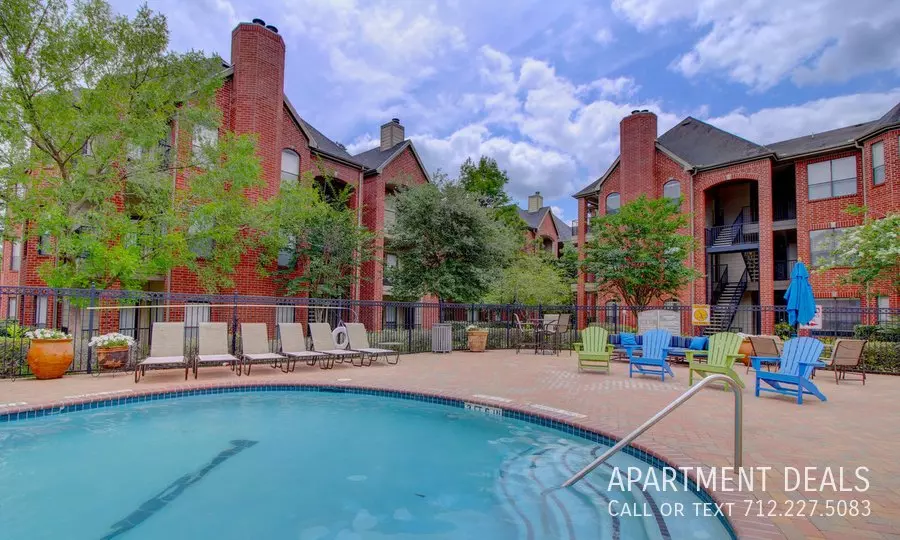 8906 Research Park Drive, The Woodlands, TX 77381 photo 4