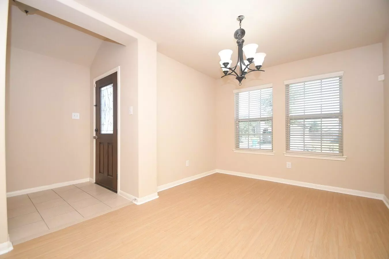10015 Bitternut Hickory Lane, Tomball, TX 77375 photo 4