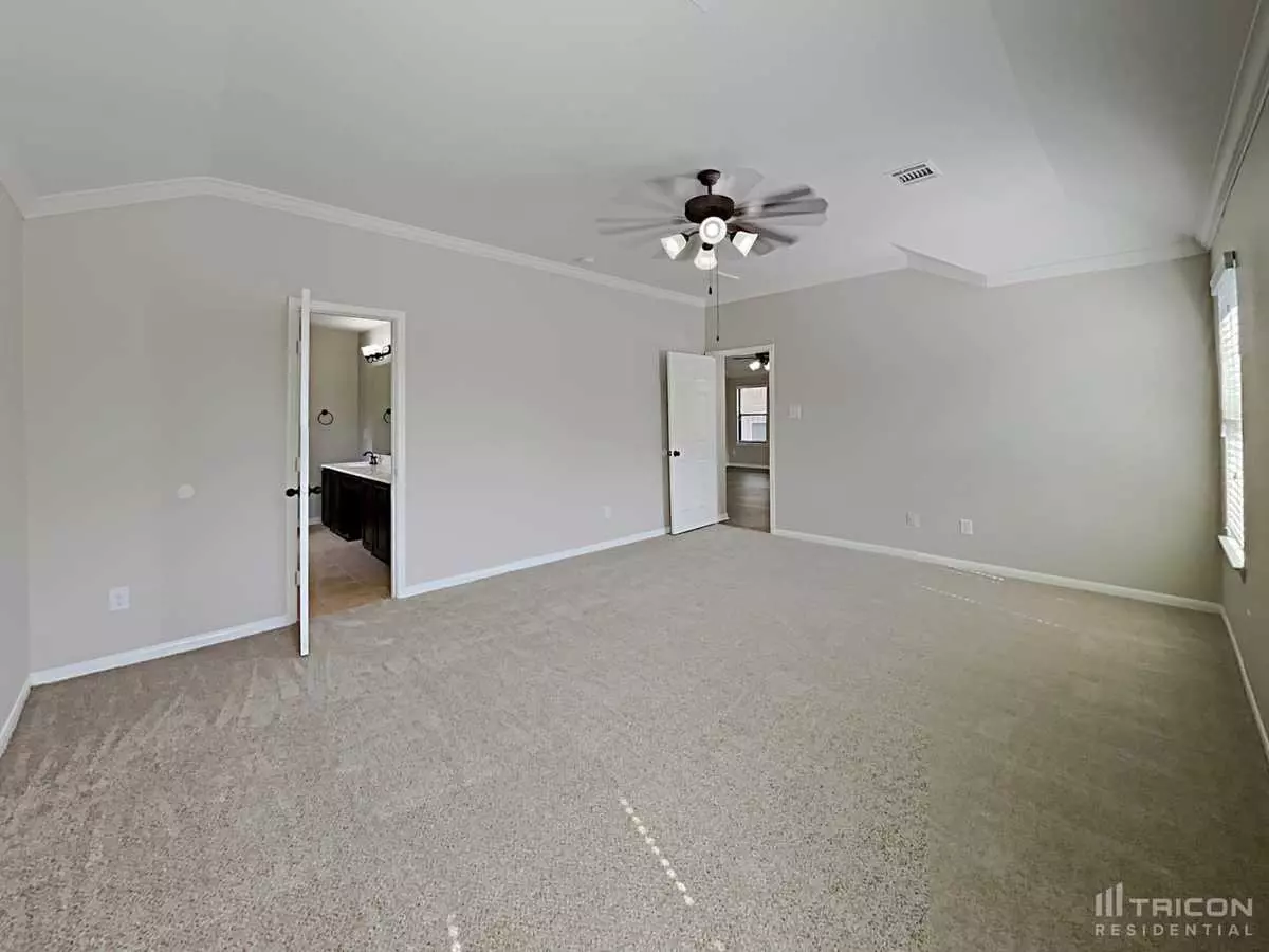 10107 Bitternut Hickory Lane, Tomball, TX 77375 photo 3
