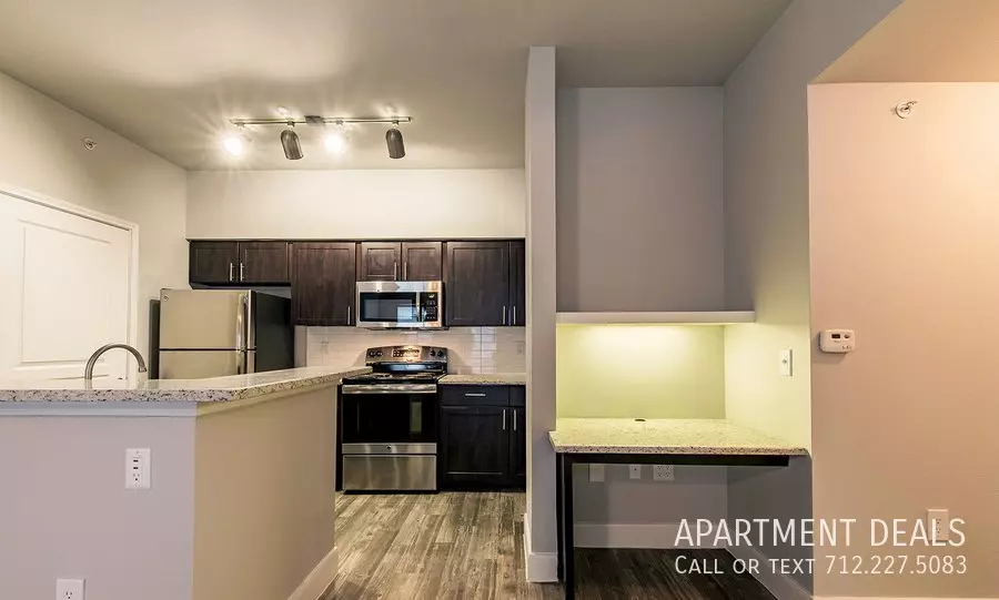 10806 Spring Cypress Road, Tomball, TX 77375 photo 5