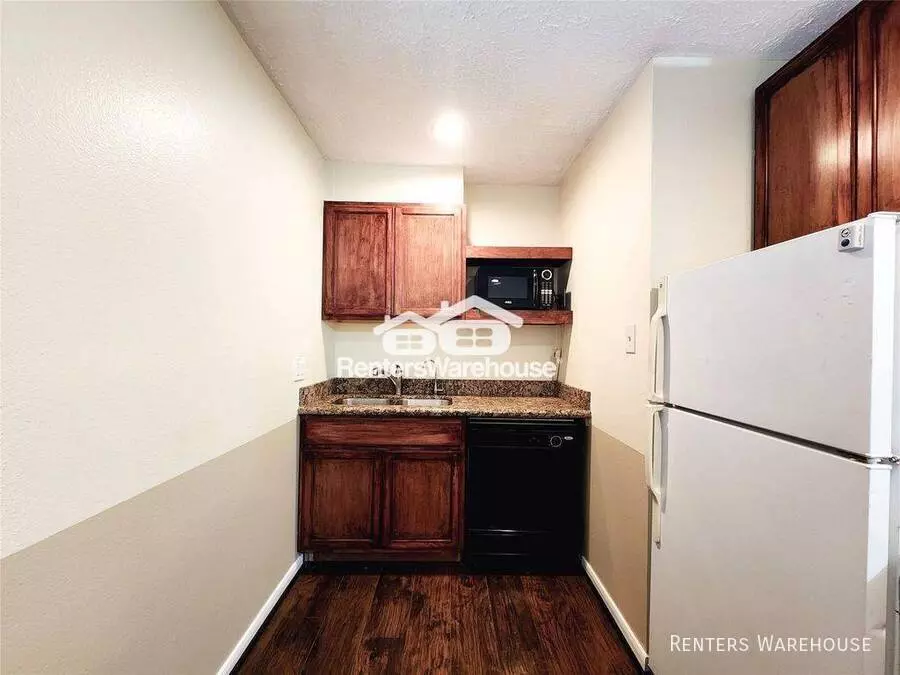 11206 Hylander Drive, Houston, TX 77070 photo 3
