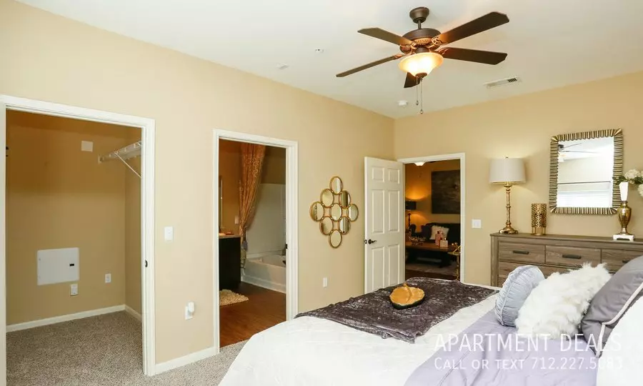 11207 Boudreaux Road, Tomball, TX 77375 photo 4