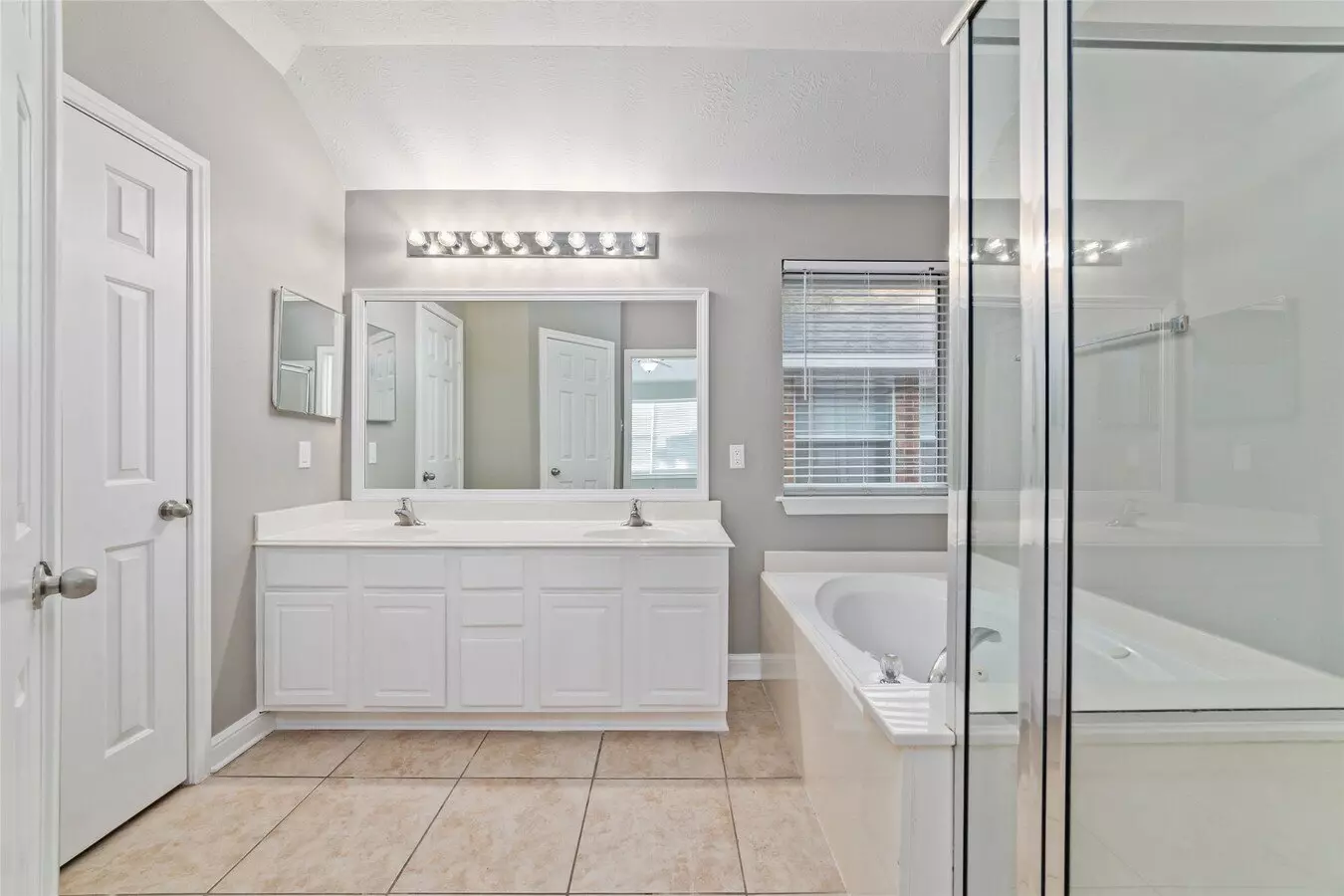 12266 Noco Drive, Tomball, TX 77375 photo 5